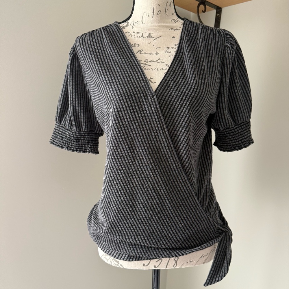 Women’s Medium Black & White Dress Top